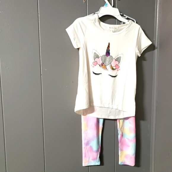 Btween 2 pc outfit ๐ - Picture 1 of 3